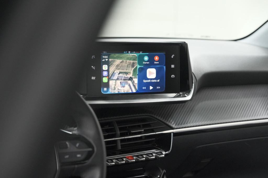 Peugeot 208 puretech 75 active pack | navigatie | parkeersensoren | apple c