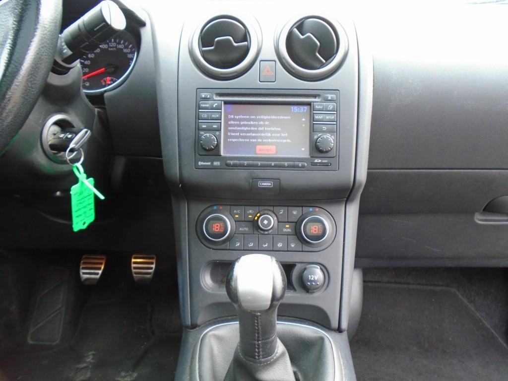 Nissan Qashqai 1.6 connect edition
