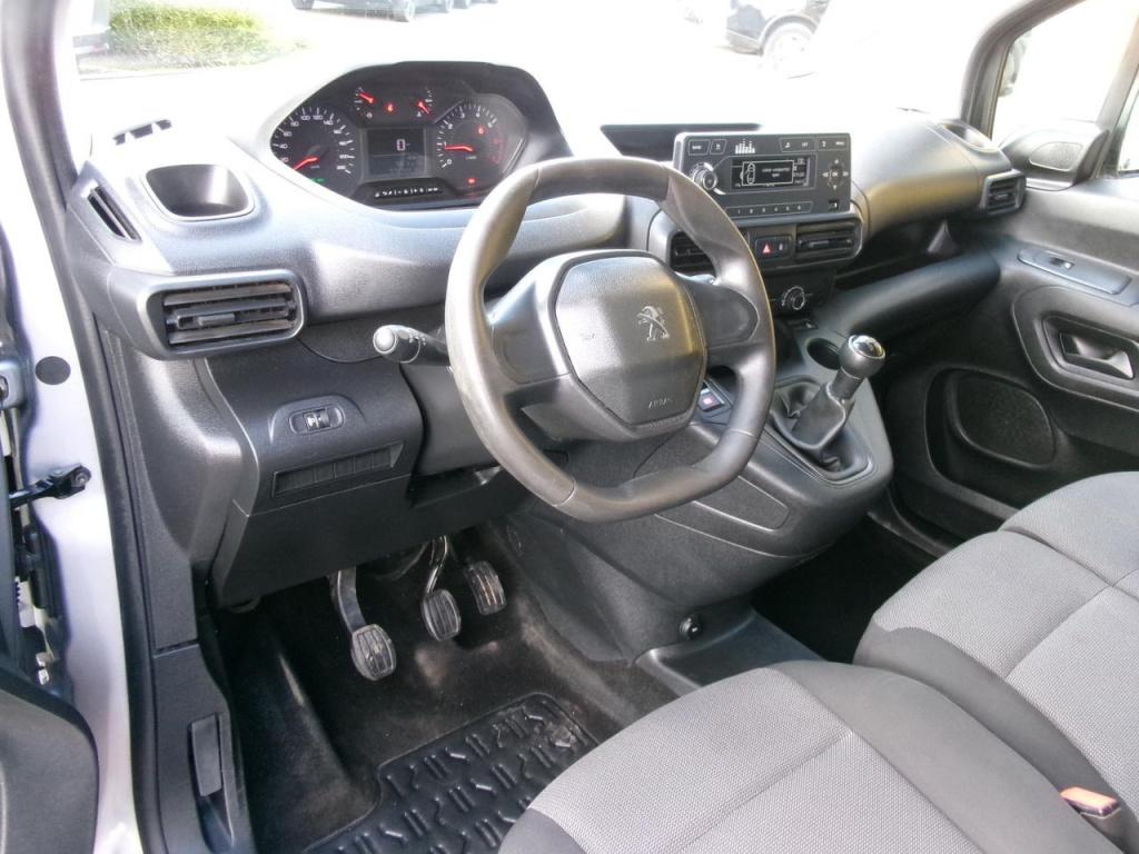 Peugeot Partner 1.5 bluehdi 75 airco, trekhaak, 3-zits