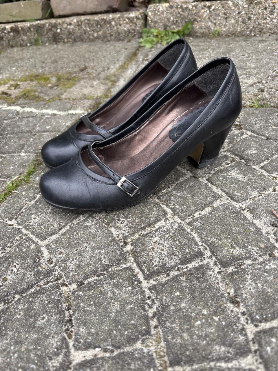 Schoenen maat 38
