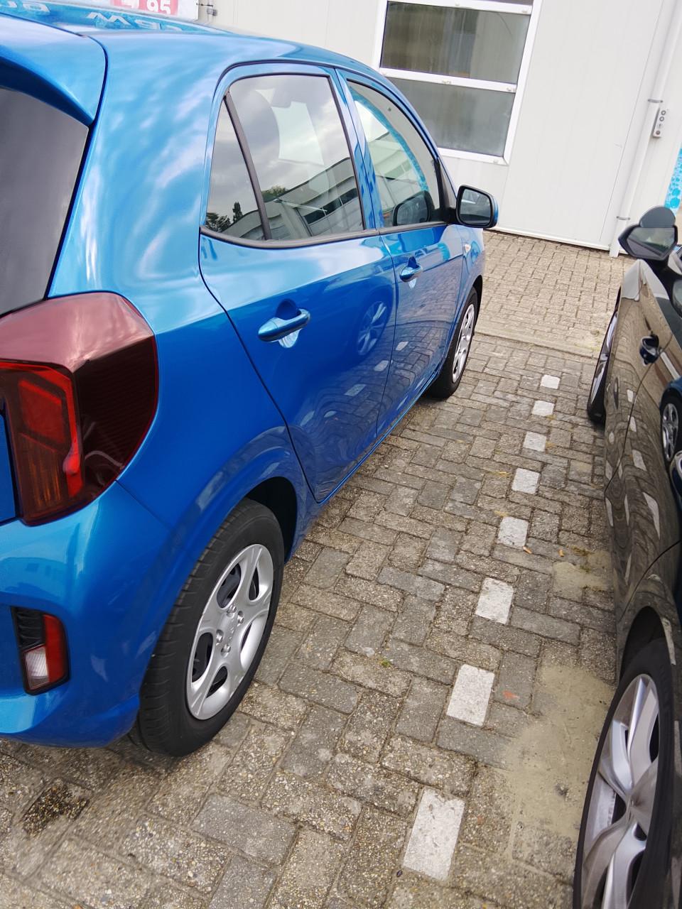 Kia Picanto lease overname.