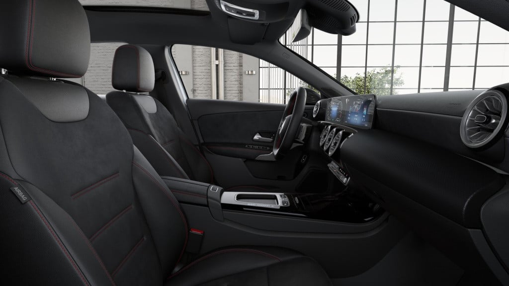 Mercedes-Benz A-Klasse 250 e business solution amg | trekhaak | nightpakket