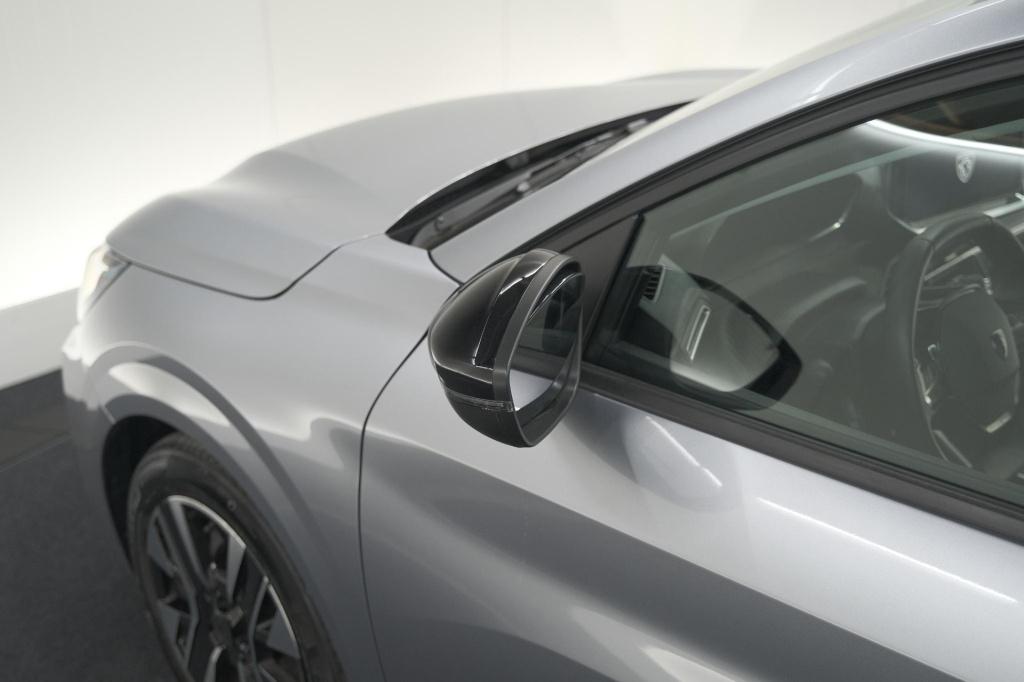 Peugeot 208 puretech 100 allure | apple carplay | parkeersensoren | climate