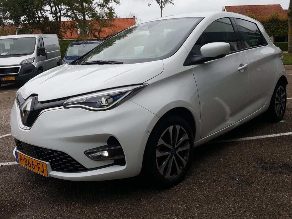 Renault Zoe 135pk intens (batterijkoop) 52kwh 3-fase navi | achteruitrijcam