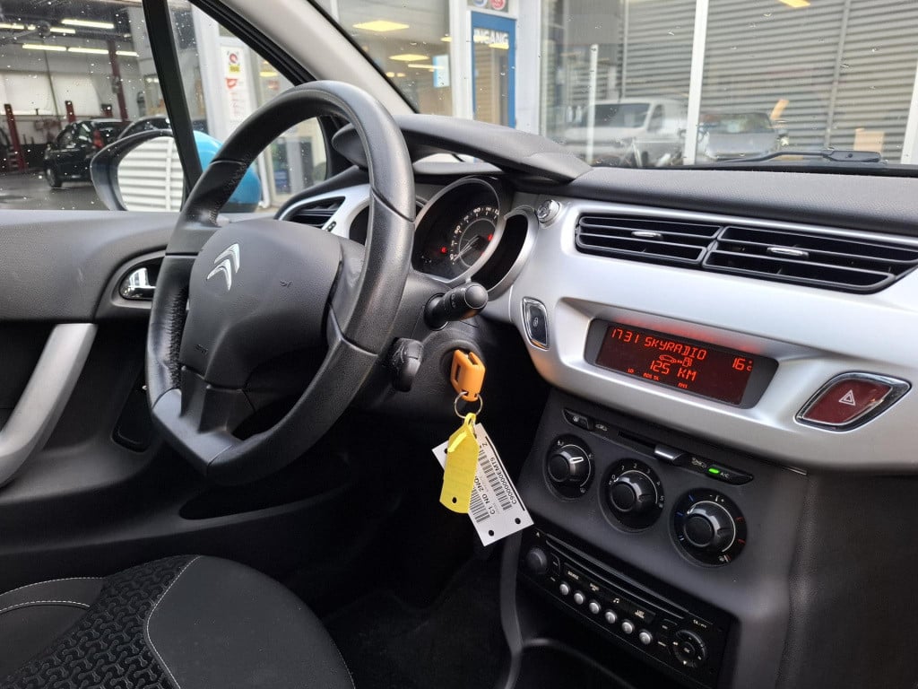 Citroen C3 1.4i dynamique pano/airco/cruise/trekhaak