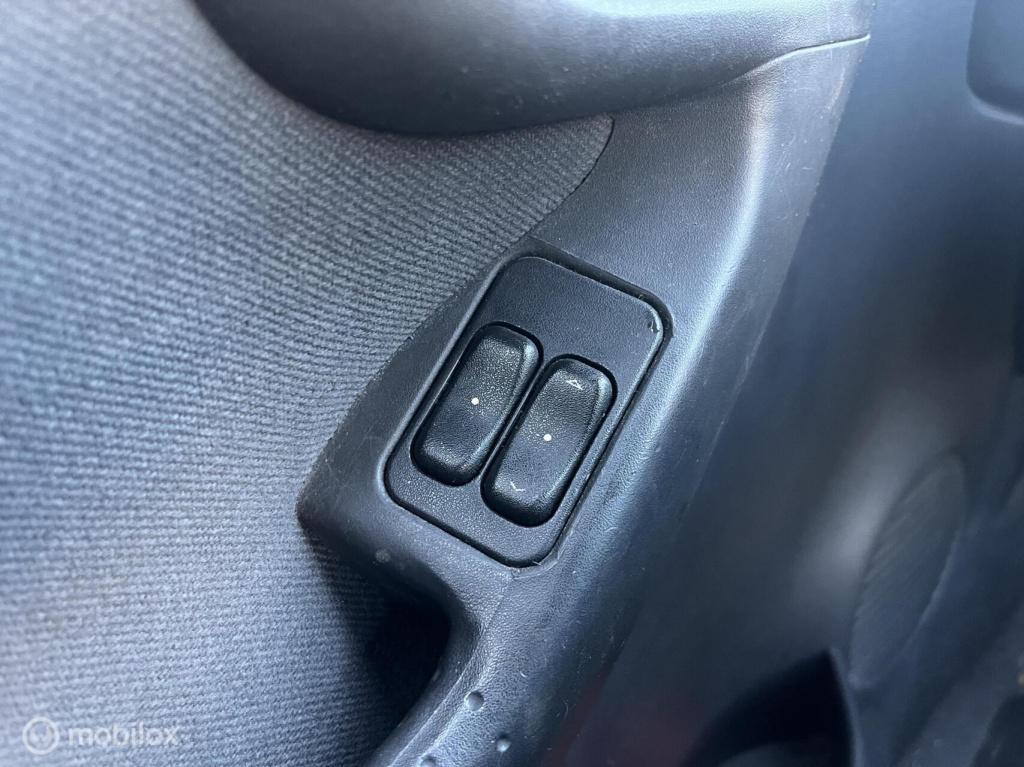 Opel Corsa 1.2-16v comfort | airco | elektr ramen