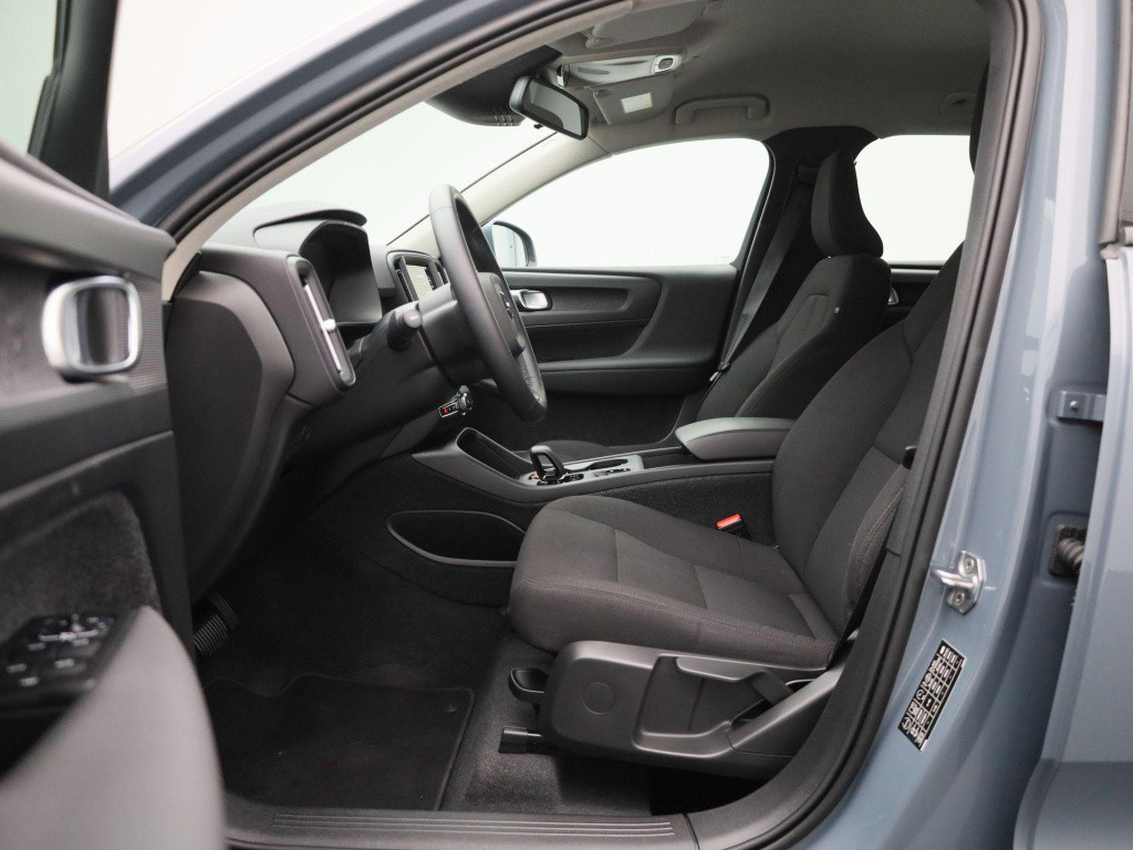 Volvo XC40 1.5 t3 momentum | automaat | lmv | navigatie | virtual cockpit |
