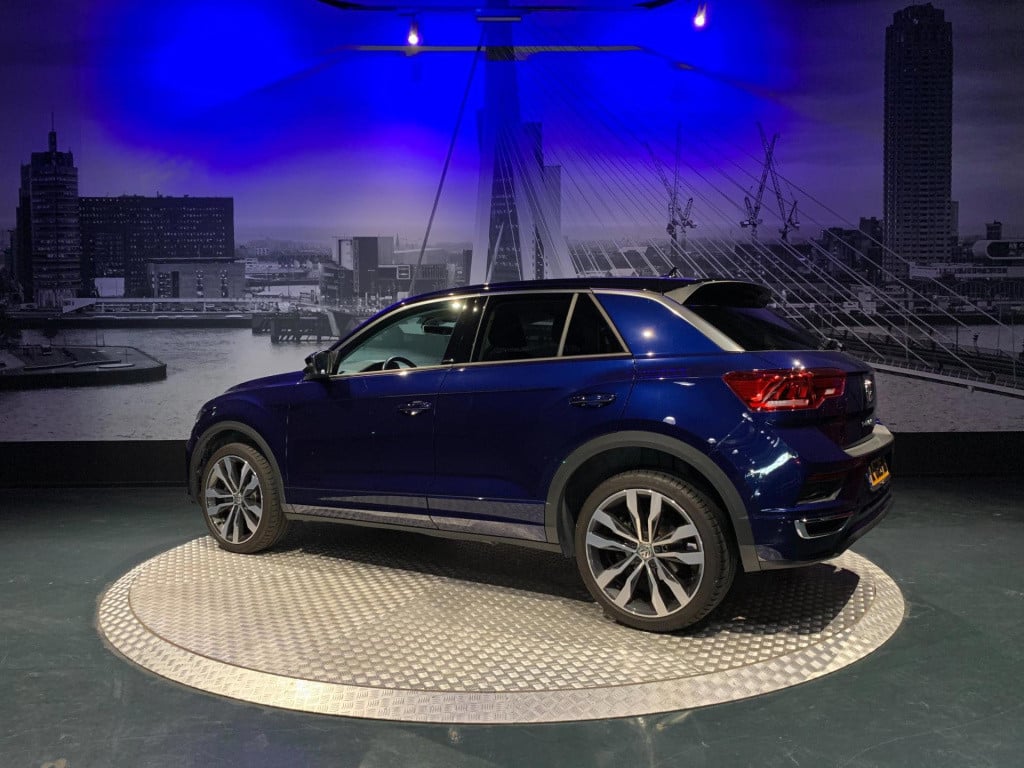 Volkswagen T-roc 1.5 tsi sport business r *led*app-connect*