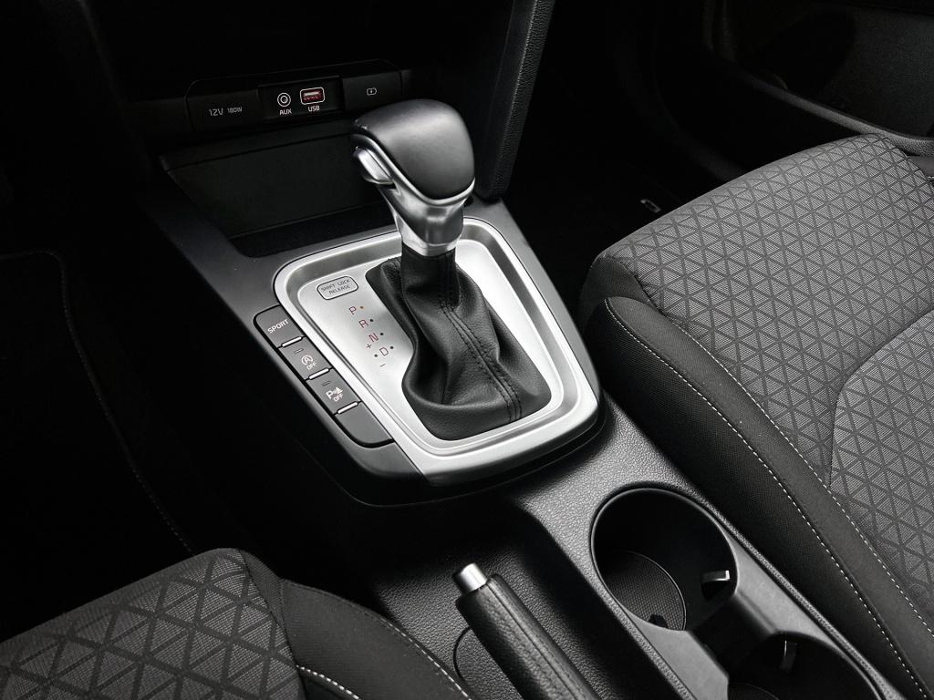 Kia Cee'd 1.4 t-gdi dynamicline | navigatie | 17' lm velgen | camera | clim