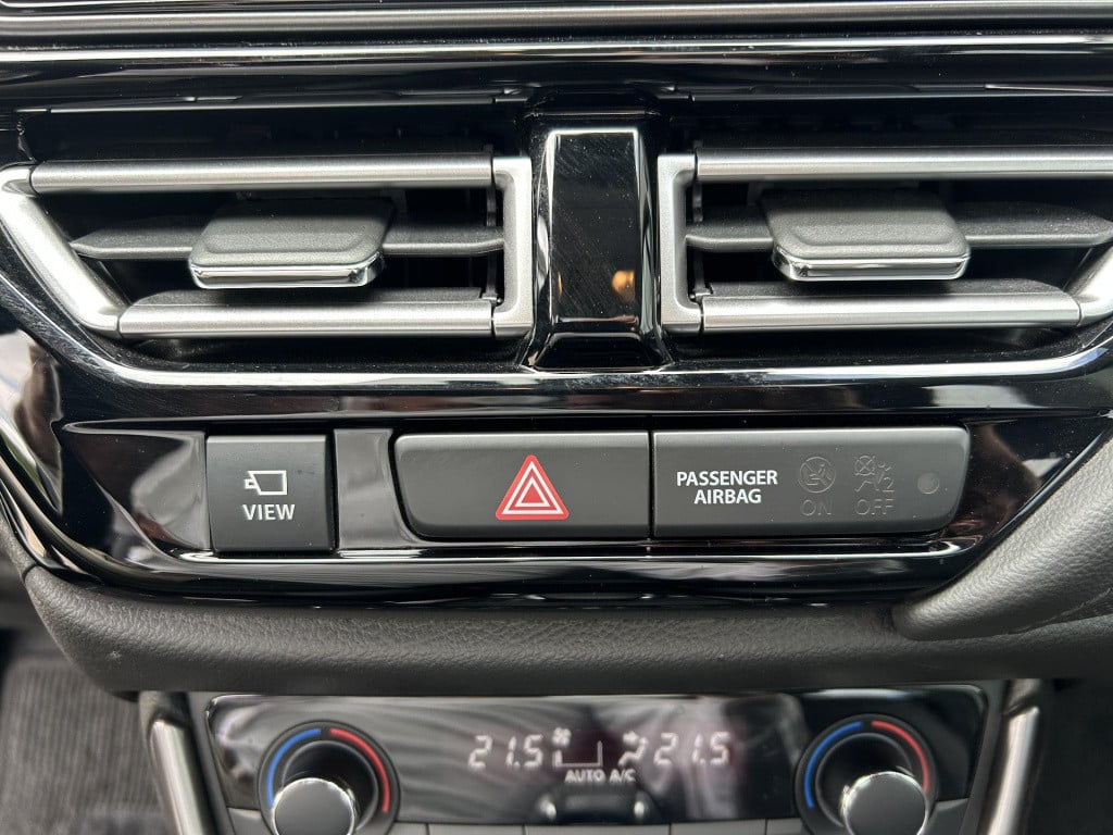 Suzuki Sx4 S-cross 1.5 hybrid allgrip style |panoramadak|apple carplay| tre