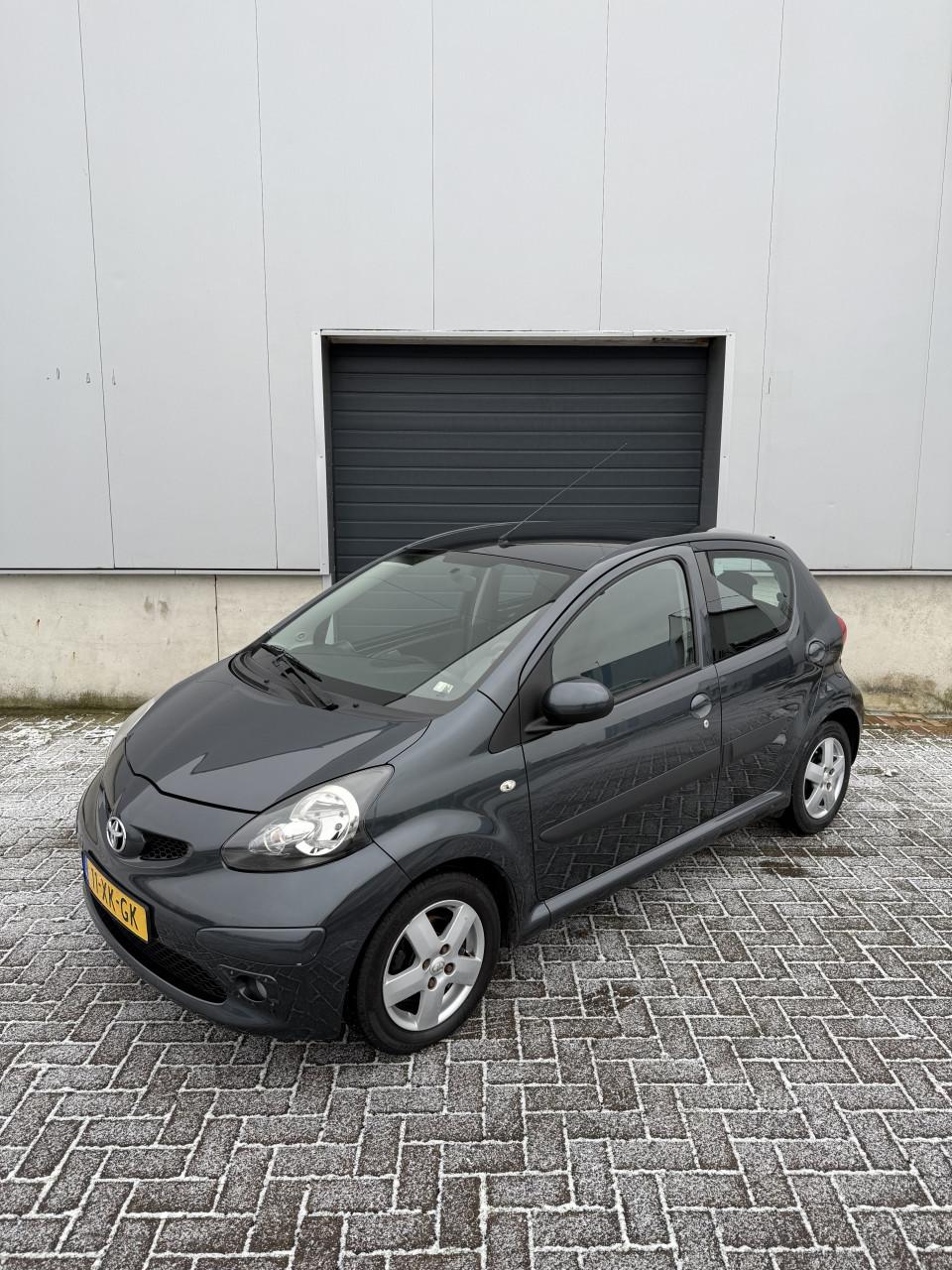 Toyota Aygo 1.0 Automaat Sport 2007 145DKM NAP