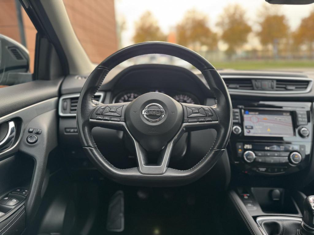 Nissan Qashqai 1.2 n-connecta design pack incl. trekhaak!