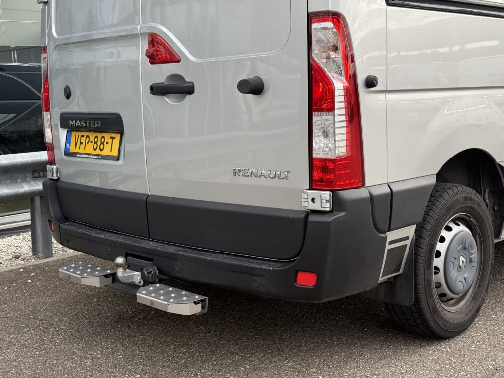 Renault Master t35 2.3 dci l2h2 energy | trekhaak | camera | airco | pdc