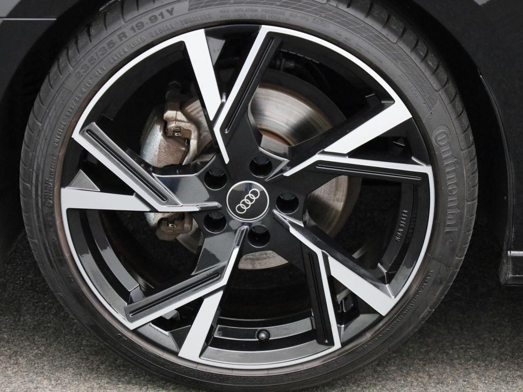 Audi A3 sportback 30 tfsi s edition | automaat | 2x s-line | vlak stuur | n