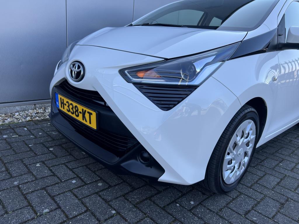 Toyota Aygo 1.0 vvt-i x-play |apple carpl./android auto | dealeronderhouden