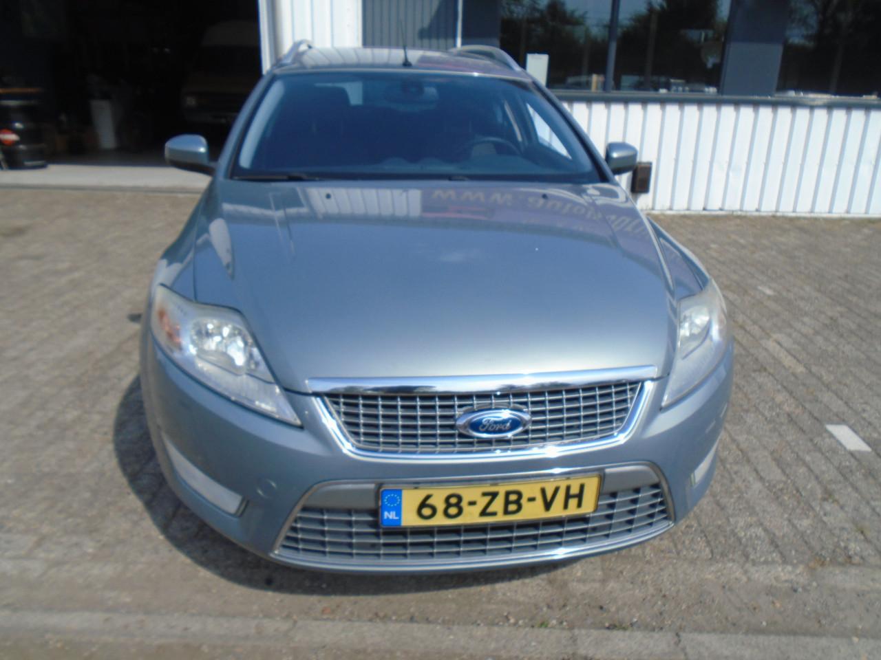 Ford Mondeo 2.0i Station  Titanium