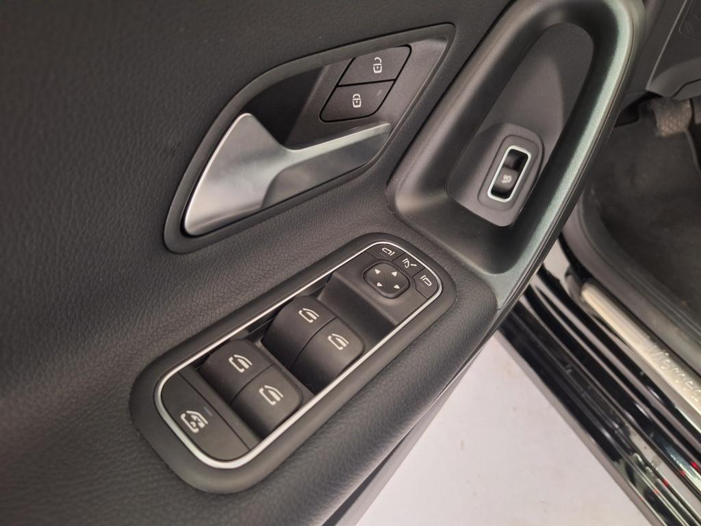 Mercedes-Benz Cla shooting brake 180 business sol. | panoramadak | stoelver