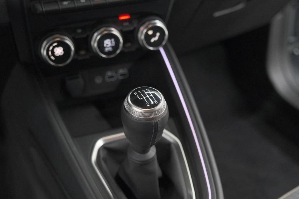 Renault Clio tce 90 gpf techno | 360 camera | adaptieve cruise control | 9.