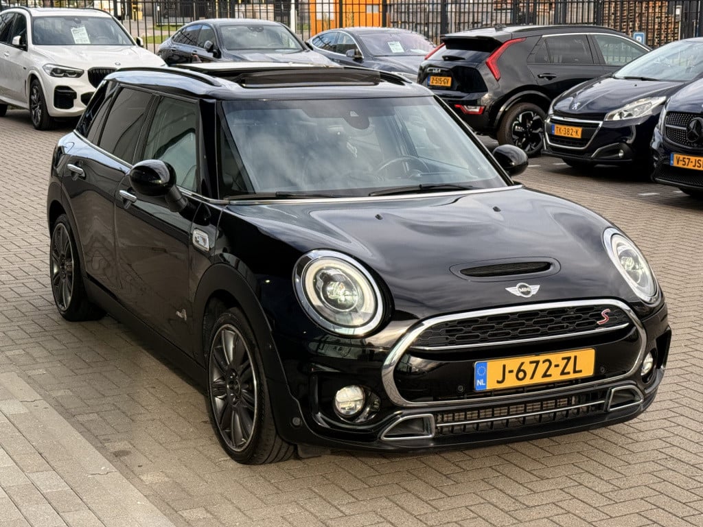 Mini Clubman mini 2.0 cooper s all4 chili serious business | leder | pano |