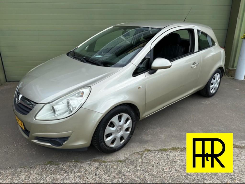 Opel Corsa 1.2 16v edition automaat