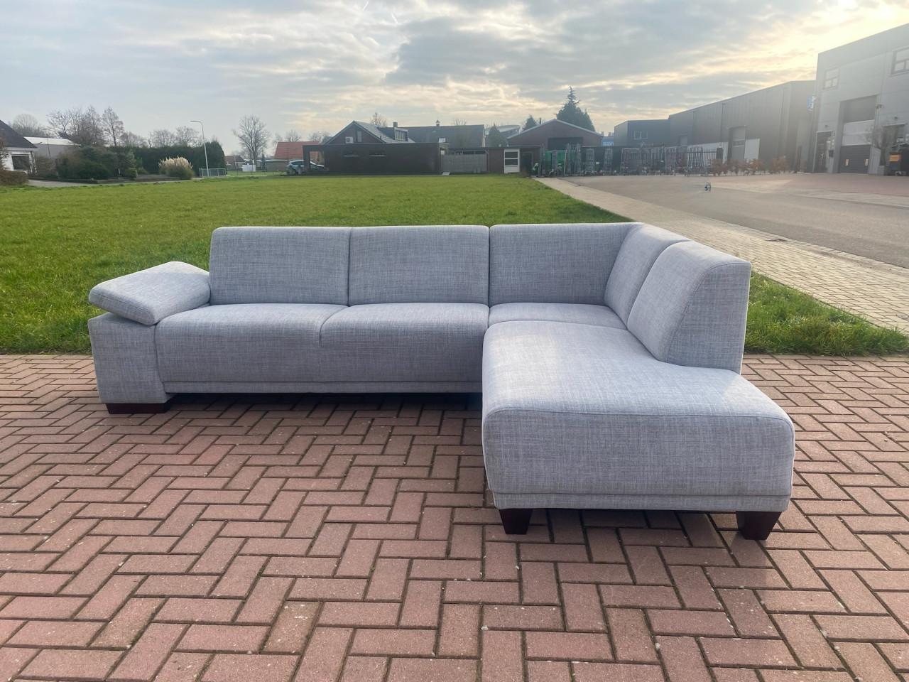 Mooie Grijze Stoffen Hoekbank- Moderne Lounge Zit-Gratis Levering