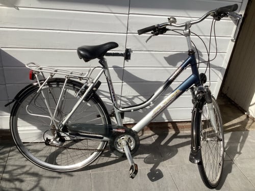 Te koop Damens fietsen
