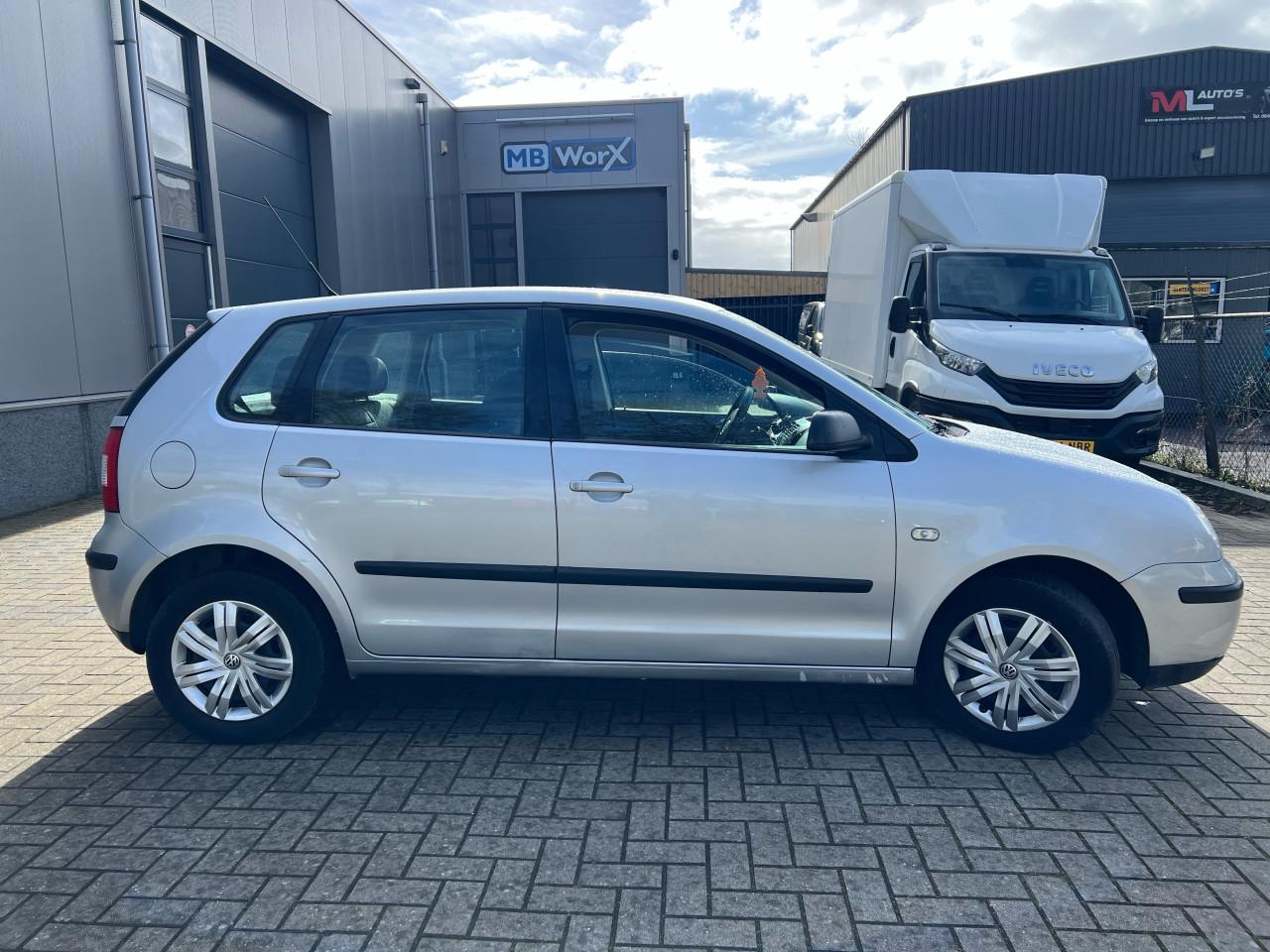 Volkswagen Polo 1.4-16V Automaat 82.684KM
