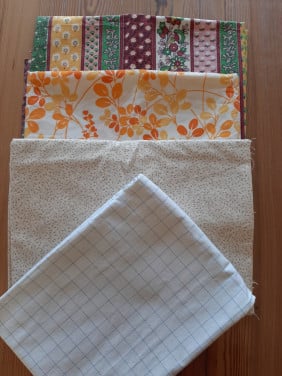 4 LAPPEN / COUPON,S  - NIEUW