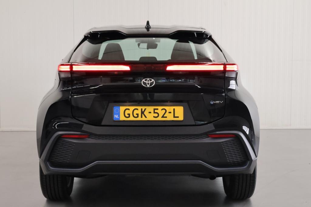 Toyota C-hr 1.8 hybrid 140 active