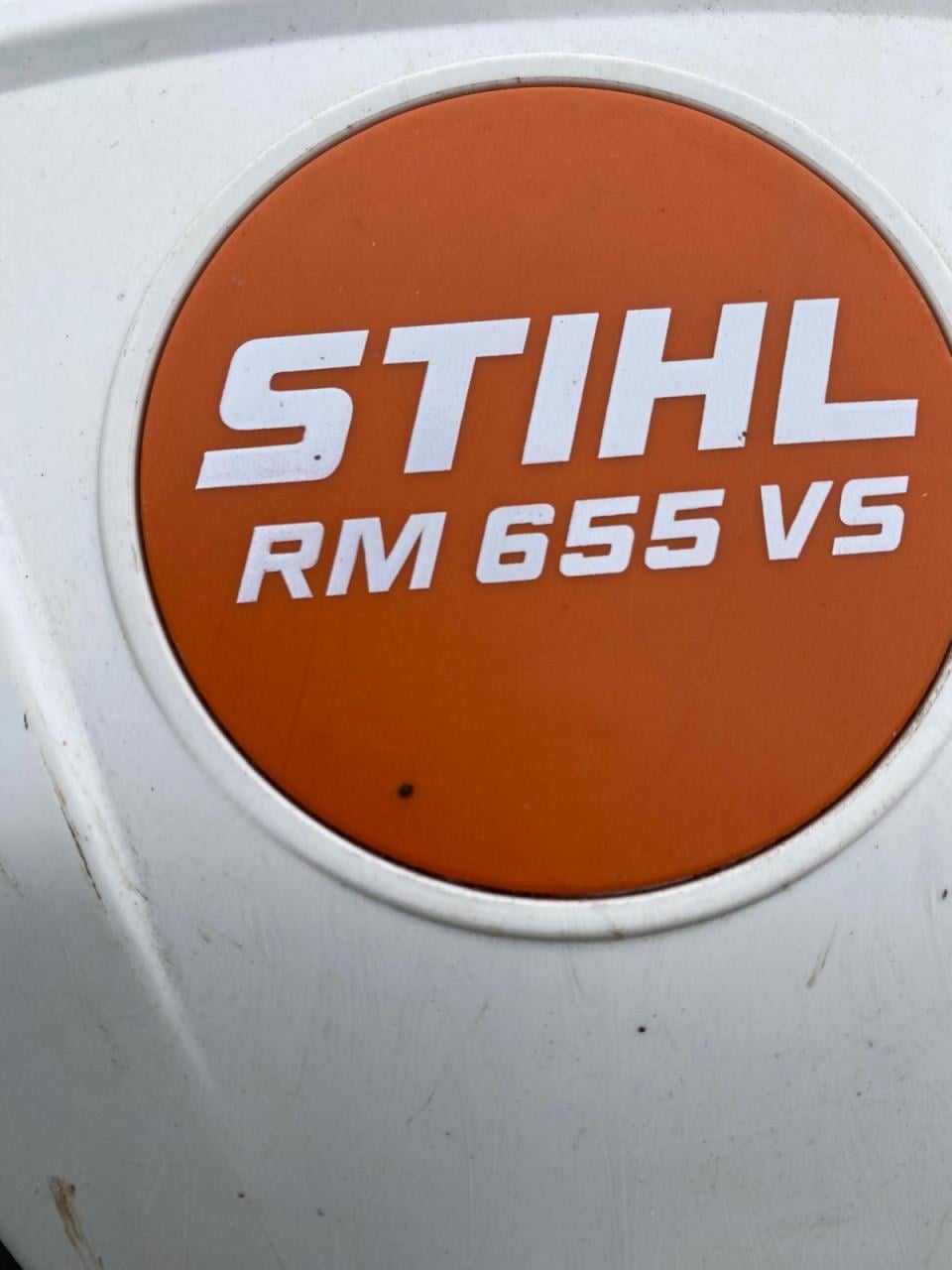 Te koop Stihl RM 655 vs  benzine grasmaaier