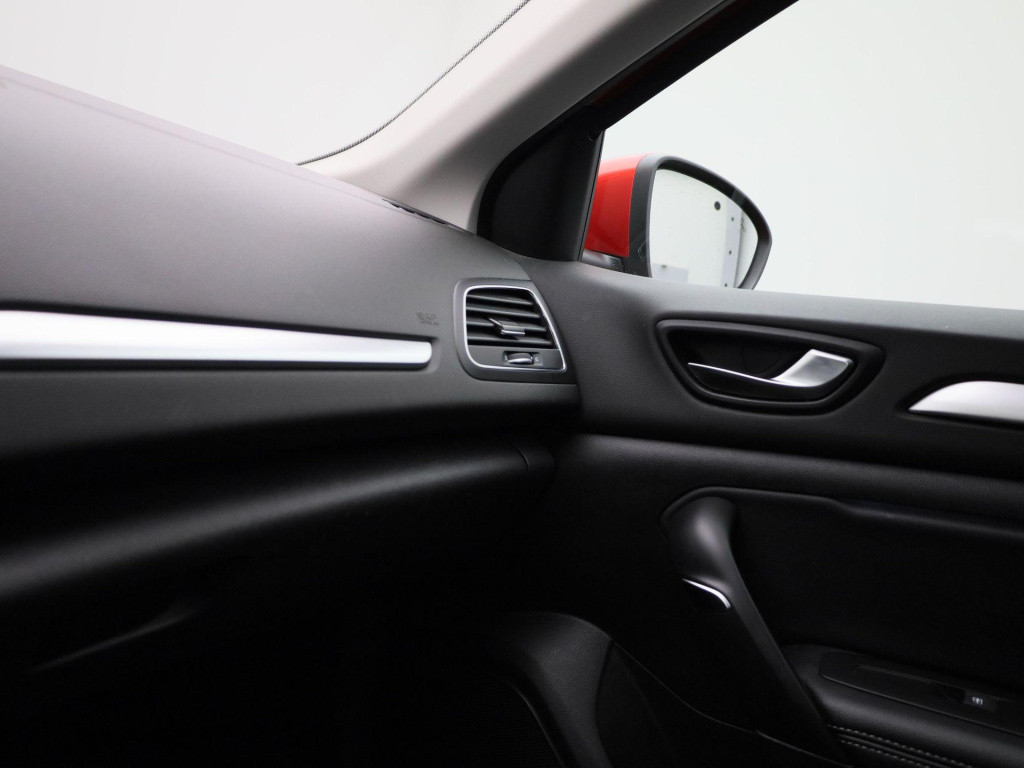 Renault Megane 1.3 tce intens | automaat | lmv | trekhaak | stoel verwarmin