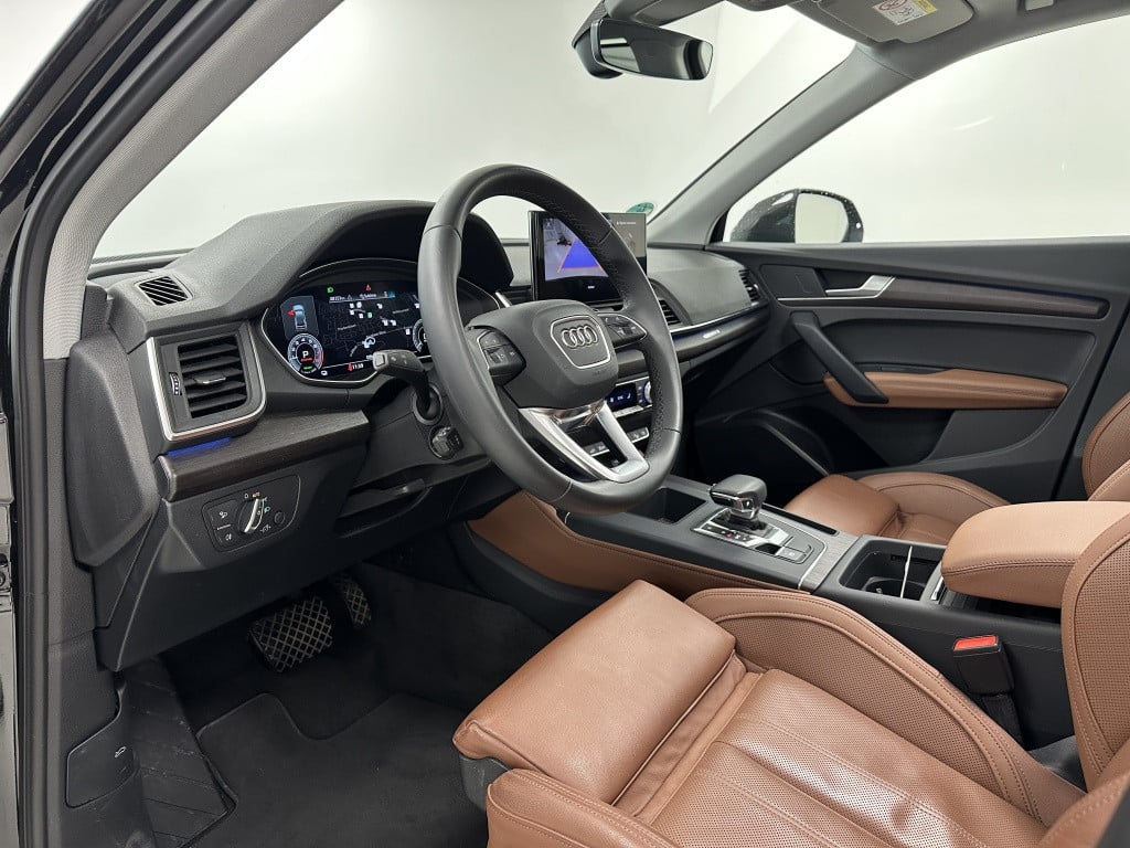 Audi Q5 50 tfsi e s edition | luchtvering | trekhaak | panoramadak |