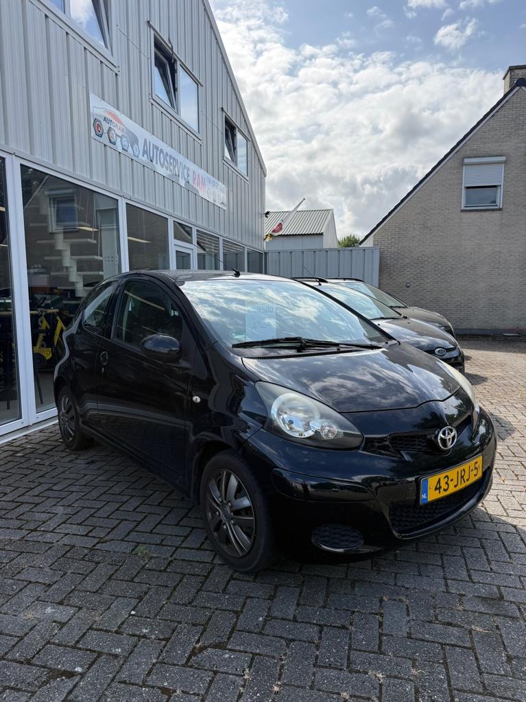 Toyota Aygo 1.0-12v comfort