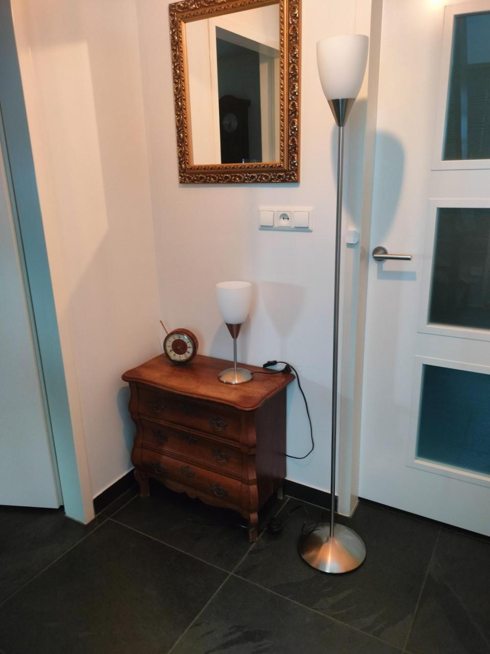 Vloerlamp en tafellamp