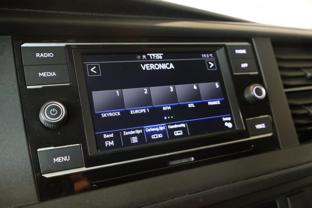 Volkswagen Transporter 2.0 tdi l1h1 28, appconnect, trekhaak, pdc, cruise c