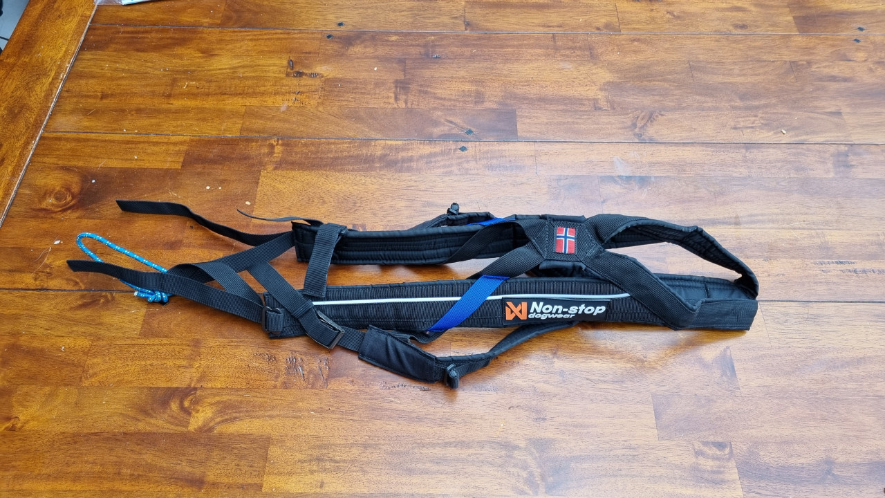 Non stop dogwear freemotion hardlooptuigje