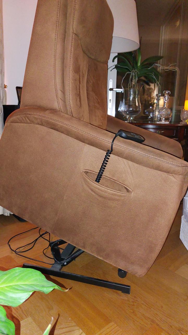 Electrische staopstoel