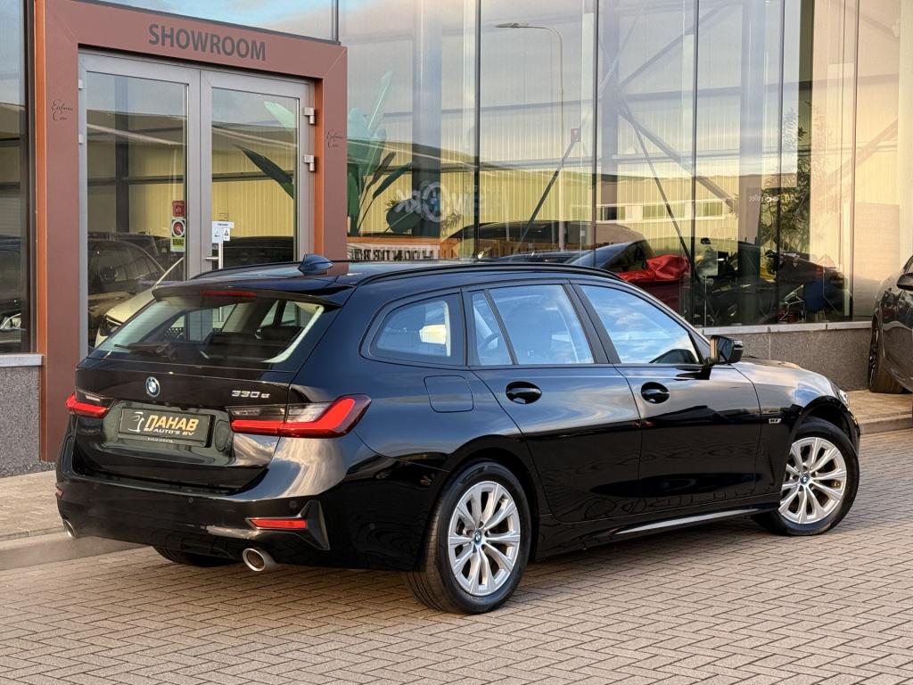 BMW 3-serie touring 330e | stoelverwarming | apple carplay | achteruitrijca