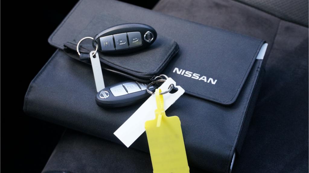 Nissan Qashqai 1.2 n-connecta rijklaar incl garantie