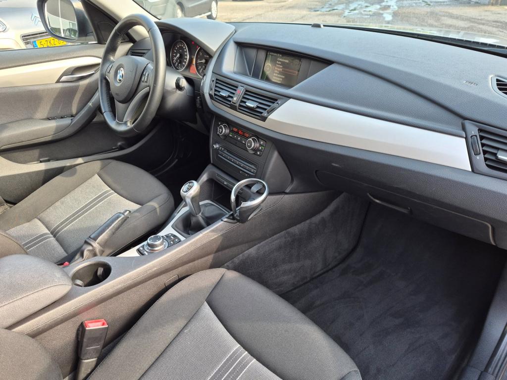 BMW X1 sdrive18i executive