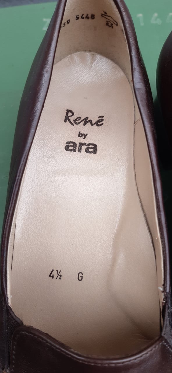 Dameschoen : maat 4½ ,  Merk Ara