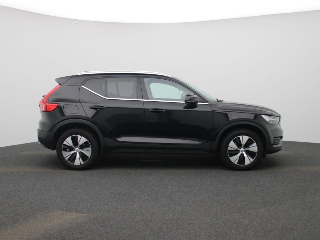 Volvo XC40 1.5 t4 recharge inscription expression | automaat | apple carpla