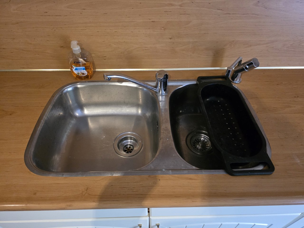 Volledige keuken incl. Vaatwasser, oven, gasfornuis en quooker