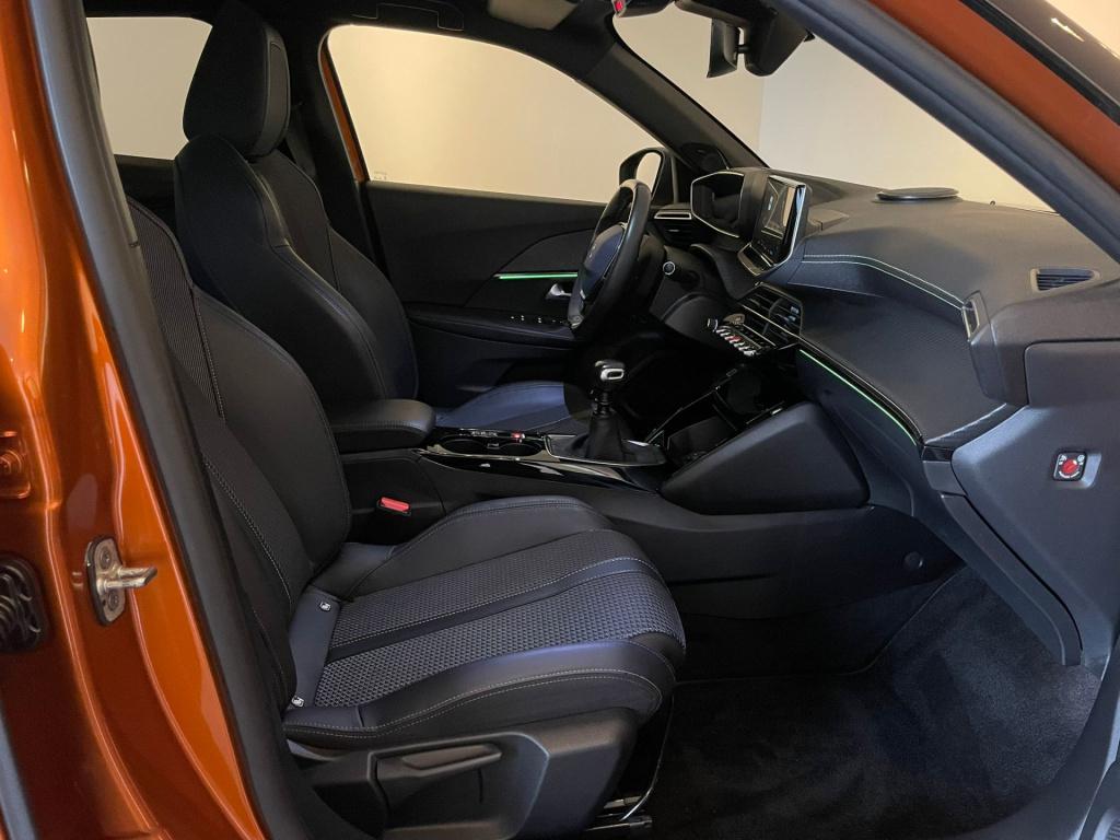 Peugeot 2008 1.2 puretech gt-line