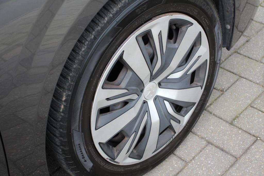 Peugeot 208 1.2 puretech active - navi - carplay - cruise - nap org nederla