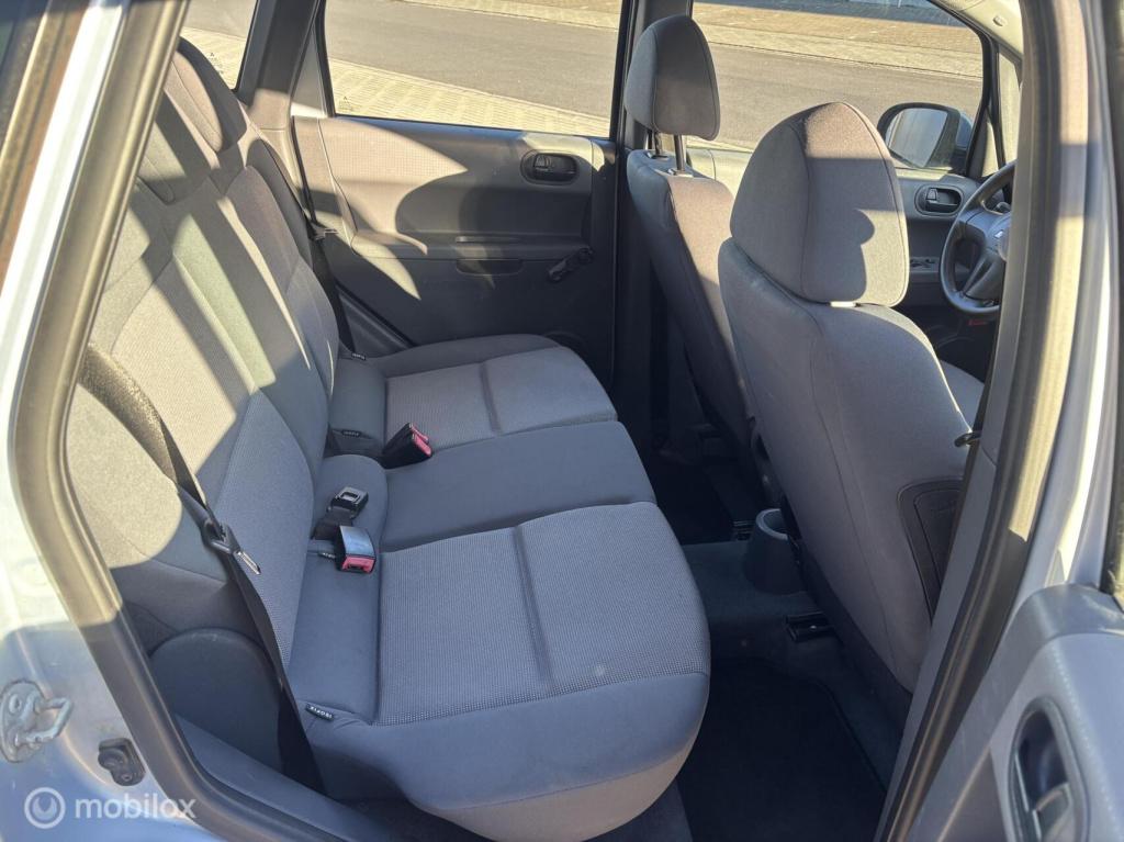 Mitsubishi Colt 1.3 instyle