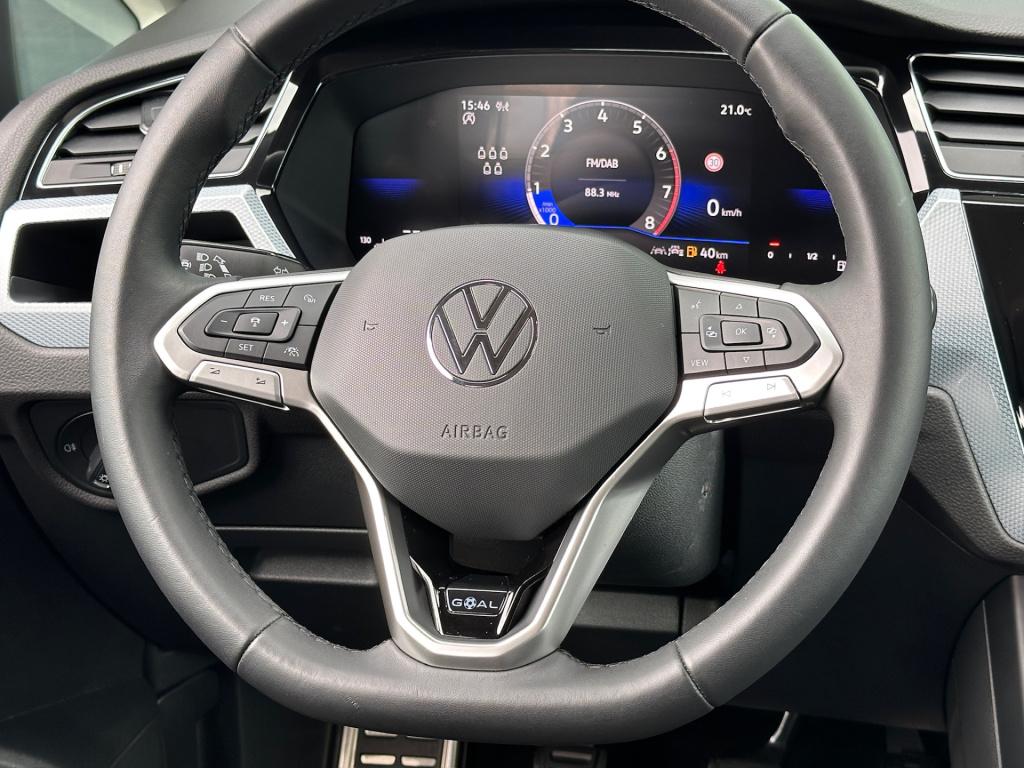 Volkswagen Touran 1.5 tsi comfortline 7-persoons | keyless | navi | camera 