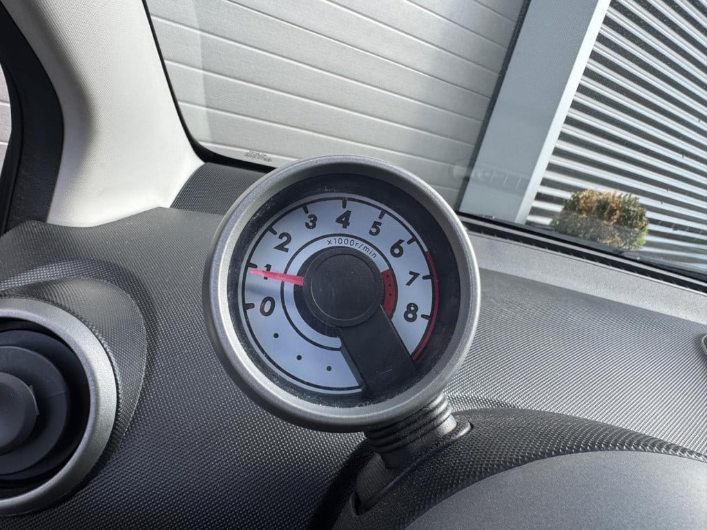 Peugeot 107 1.0-12v millesim 200/nap/apk/airco/lichtmetaal