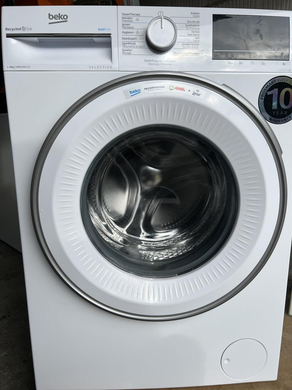 Nieuwe (3 maanden gebruikt) wasmachine 8 kg. 1400 toren met stoom functie
