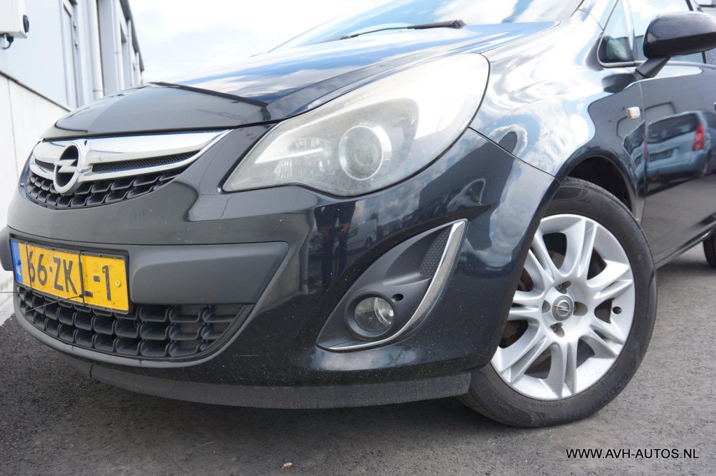 Opel Corsa 1.2 ecoflex anniversay edition lpg